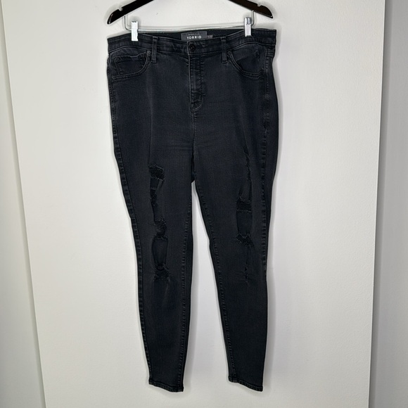 Torrid Premium Sky High Skinny Distressed Black Jeans Women's Size 18 Tall - Picture 1 of 11